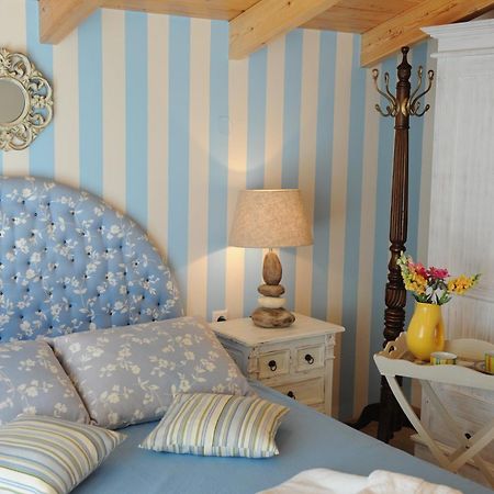 Agnadi Suites Episkopos Ngoại thất bức ảnh