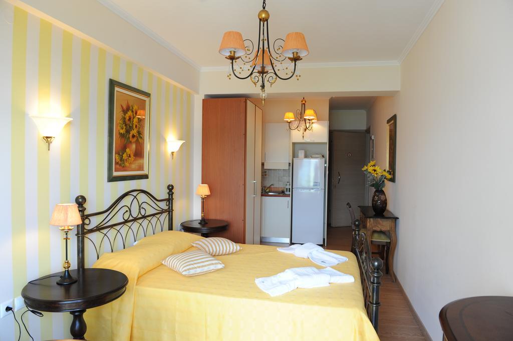 Agnadi Suites Episkopos Ngoại thất bức ảnh