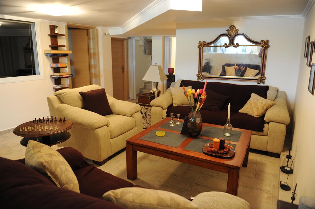 Agnadi Suites Episkopos Ngoại thất bức ảnh